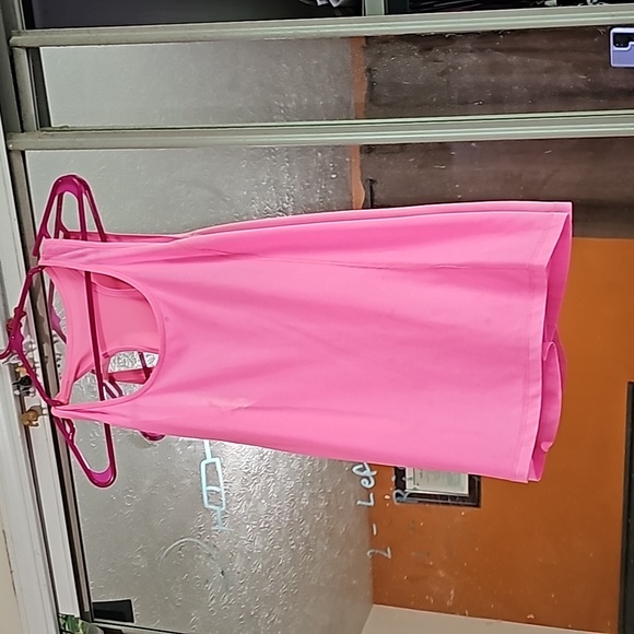 Work out tanks - Picture 3 of 3